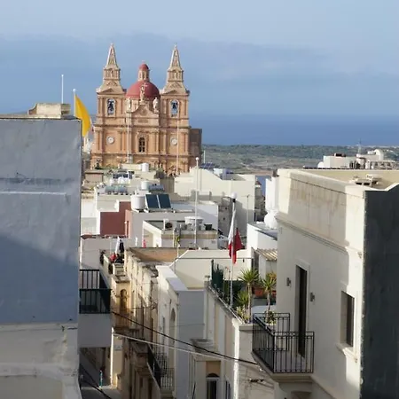 Ghand In-nanna Mellieħa