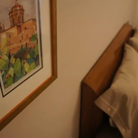 Oda ve Kahvaltı Ghand In-nanna Mellieħa