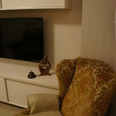 Ghand In-nanna Couette-café