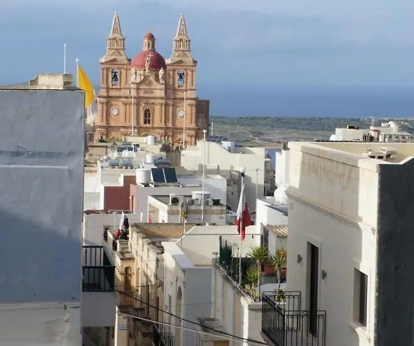 Ghand In-nanna Mellieħa